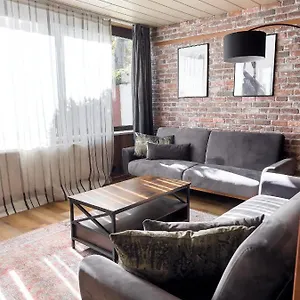 Ottobeurens Schmuckstueck: Gemuetlich-stylische Apartamento